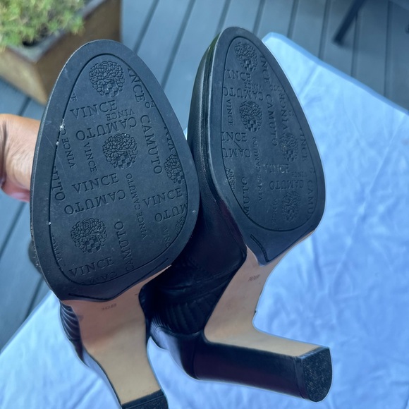 Vince Camuto Leather Ankle Boots Black - Picture 3 of 5